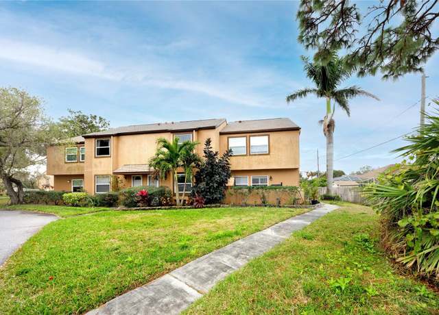 Property at 1824 Clearbrooke Dr, Clearwater, FL 33760, 3 beds, 2.5 baths