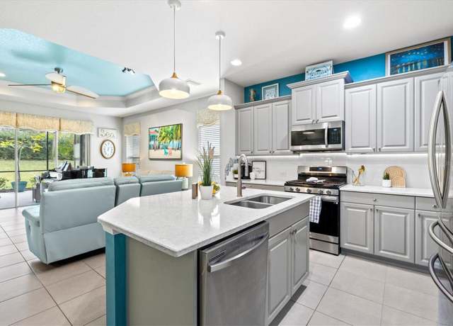 Property at 3922 Wildgrass Pl, Parrish, FL 34219, 2 beds, 2 baths