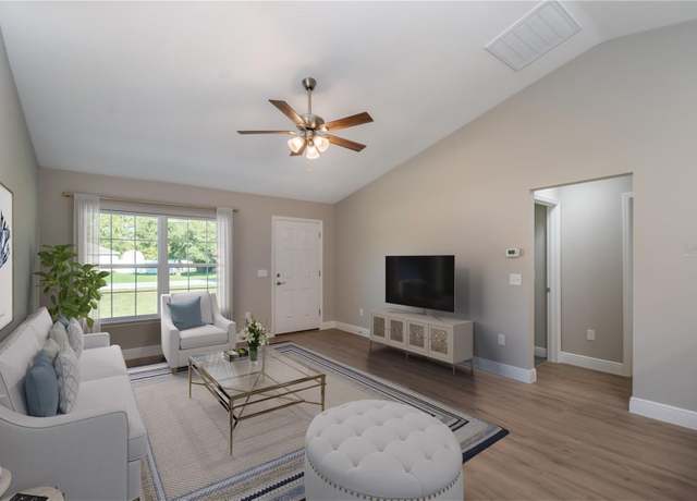 Property at 2 Malauka Loop Ln, Ocklawaha, FL 32179, 3 beds, 2 baths