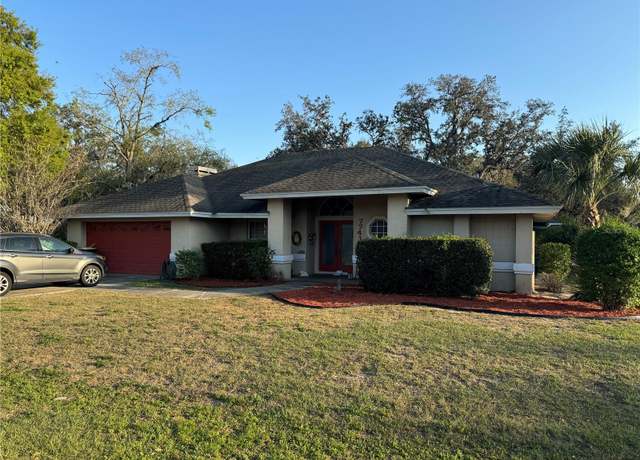 Property at 7741 Merrily Way, Lakeland, FL 33809, 4 beds, 2.5 baths