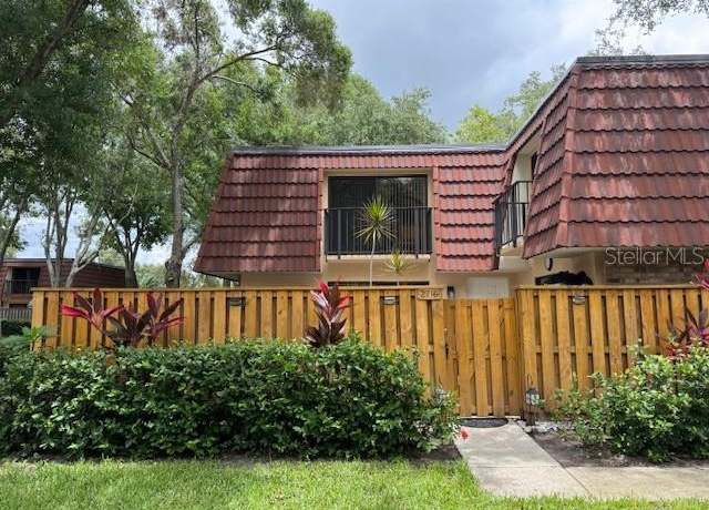 Property at 2716 11th Ct, Palm Harbor, FL 34684, 2 beds, 2.5 baths