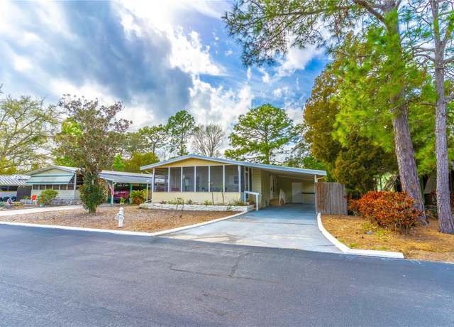 Property at 134 E Plantation Blvd, Lake Mary, FL 32746, 2 beds, 2 baths