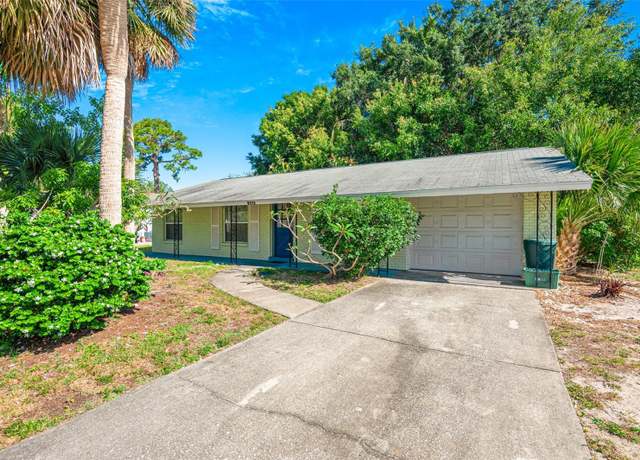 Property at 1424 Castleworks Ln, Tarpon Springs, FL 34689, 3 beds, 1 bath