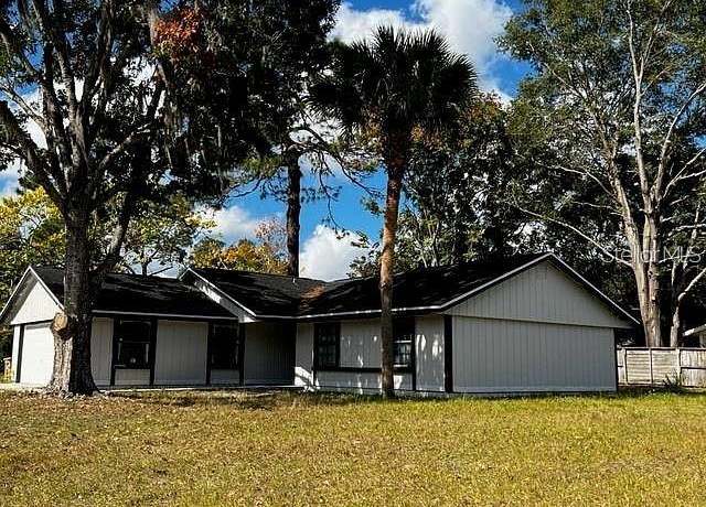 Property at 1723 NE 29th St, Ocala, FL 34476, 3 beds, 1.5 baths