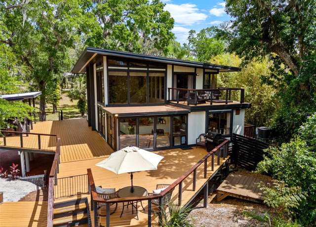 Property at 4701 Rambling River Rd, Brandon, FL 33511, 5 beds, 3 baths
