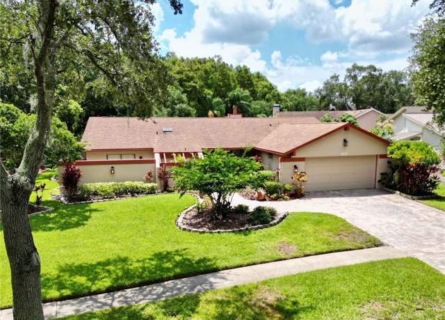 Property at 4208 Carrollwood Village Dr, Tampa, FL 33618, 4 beds, 2 baths