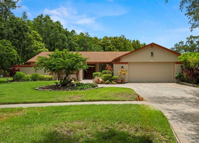 Property at 4208 Carrollwood Village Dr, Tampa, FL 33618, 4 beds, 2 baths