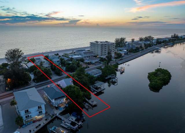 Property at 20051 Gulf Blvd, Indian Shores, FL 33785, 6 beds, 5.5 baths
