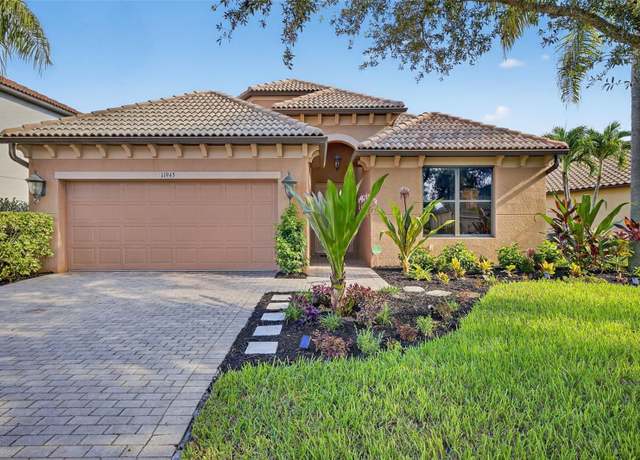 Property at 11945 Country Day Cir, Fort Myers, FL 33913, 3 beds, 3 baths