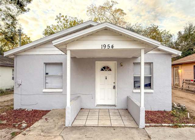 Property at 1954 NW 1st St, Ocala, FL 34475, 2 beds, 1 bath