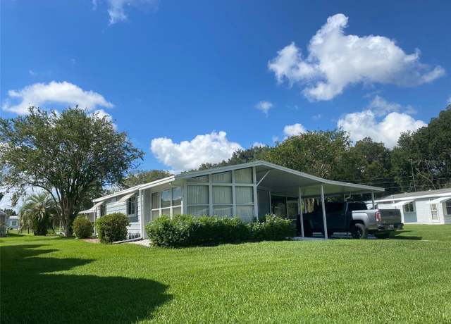 Property at 9536 SE 165th Ln, Summerfield, FL 34491, 2 beds, 2 baths