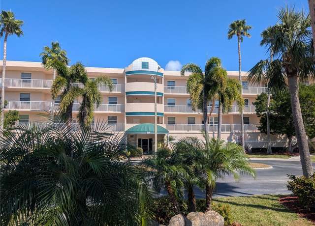 Property at 6315 Shoreline Dr #3305, Madeira Beach, FL 33708, 3 beds, 2 baths