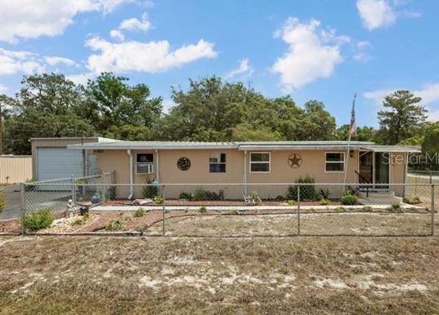 Property at 1989 SE 185th Ter, Silver Springs, FL 34488, 2 beds, 1 bath