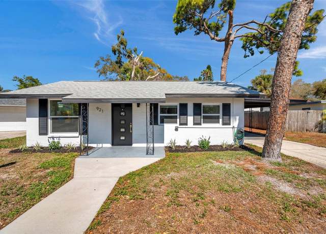 Property at 921 7th St NW, Largo, FL 33770, 3 beds, 2 baths