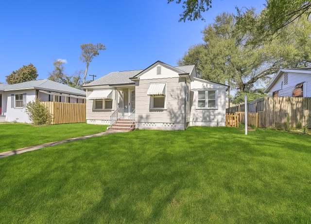 Property at 4725 1st Ave S, St Petersburg, FL 33711, 3 beds, 2 baths