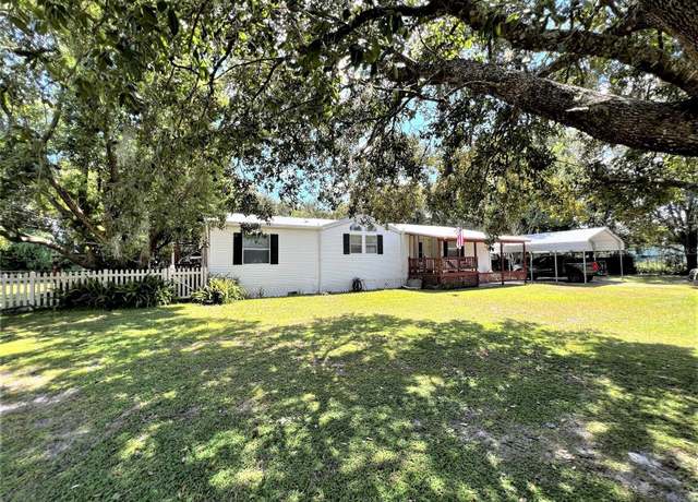 Property at 7412 Sky Dr, Wesley Chapel, FL 33545, 3 beds, 2 baths