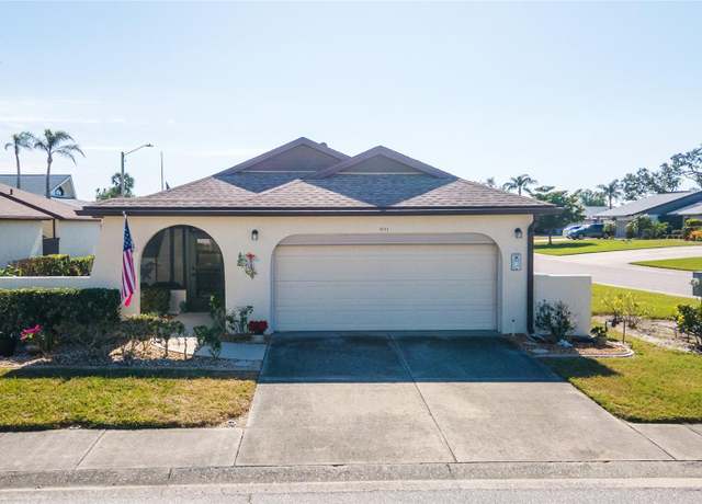 Property at 601 Linden Dr, Englewood, FL 34223, 2 beds, 2 baths