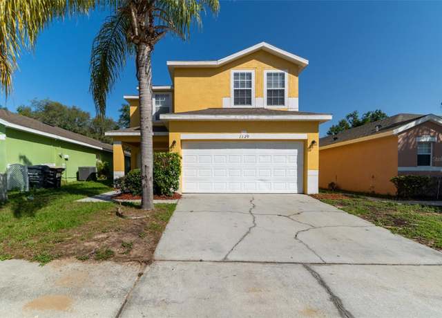 Property at 1129 Royal Ridge Dr, Davenport, FL 33896, 4 beds, 3.5 baths