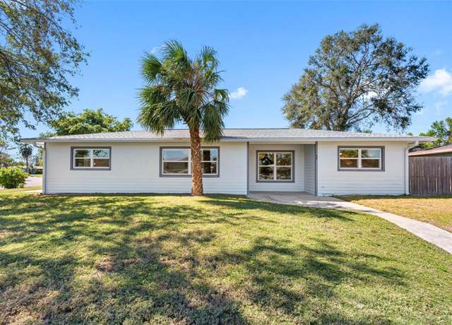 Property at 6400 113th St, Seminole, FL 33772, 4 beds, 2 baths