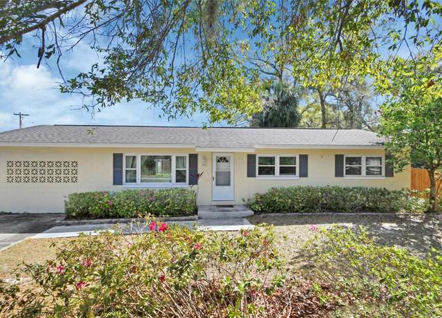Property at 141 N Mcdonald Ave, Deland, FL 32724, 3 beds, 1.5 baths