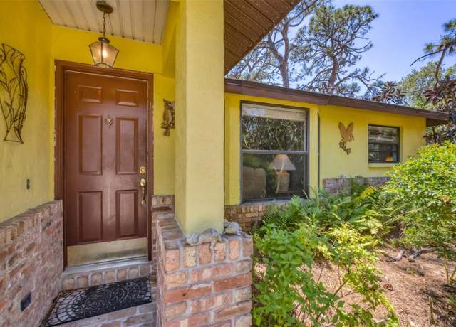 Property at 521 Artists Ave, Englewood, FL 34223, 3 beds, 2 baths