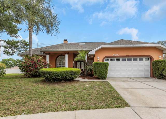 Property at 8827 Helmsly Ln, Hudson, FL 34667, 4 beds, 4 baths