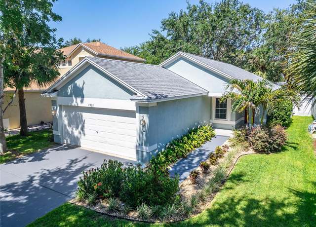 Property at 11932 Whisper Creek Dr, Riverview, FL 33569, 3 beds, 2 baths