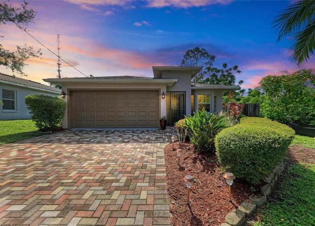 Property at 133 Tucker Ave, Sarasota, FL 34232, 3 beds, 2 baths