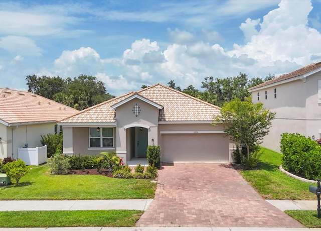 Property at 2034 Mesic Hammock Way, Venice, FL 34292, 4 beds, 2 baths