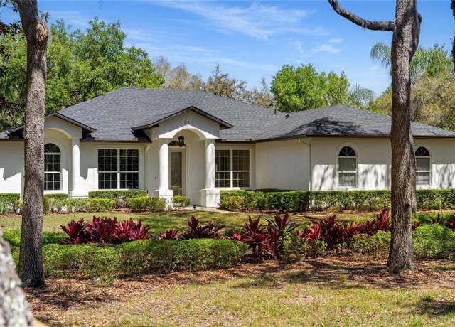 Property at 17577 Davenport Rd, Winter Garden, FL 34787, 4 beds, 2 baths
