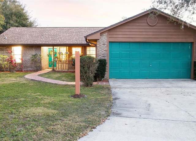Property at 3021 Norvell Ct, Deltona, FL 32738, 3 beds, 2 baths