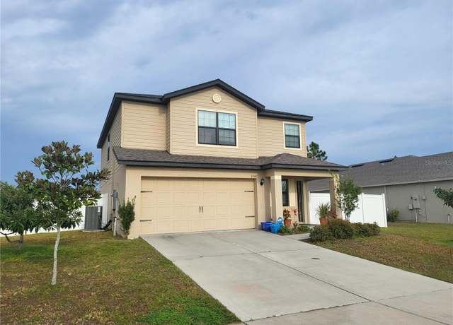 Property at 6949 Crested Orchid Dr, Brooksville, FL 34602, 4 beds, 2.5 baths