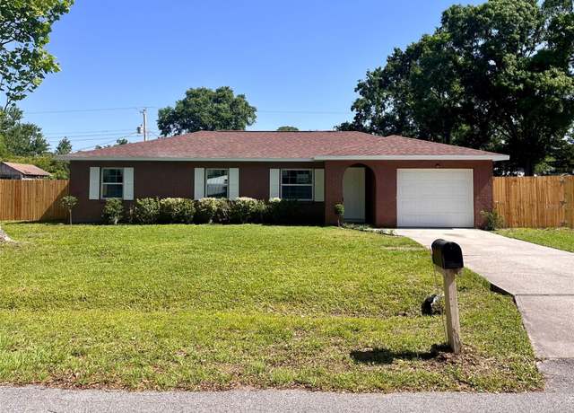 Property at 2323 Ridgeview Dr, Lakeland, FL 33810, 3 beds, 2 baths