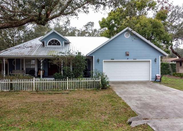 Property at 1215 Timberidge Dr, Lakeland, FL 33809, 4 beds, 3 baths