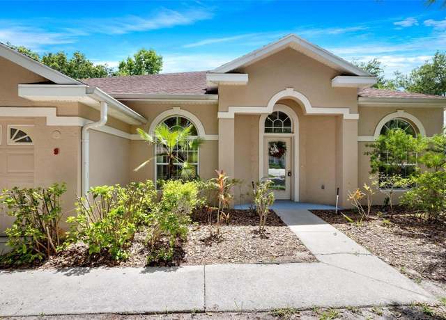 Property at 9 Saint Andrews Ct, Palm Coast, FL 32137, 4 beds, 2 baths