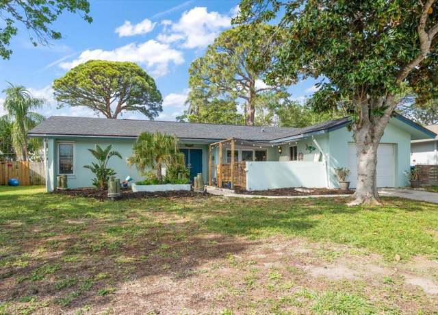 Property at 14199 82nd Ave, Seminole, FL 33776, 2 beds, 2 baths