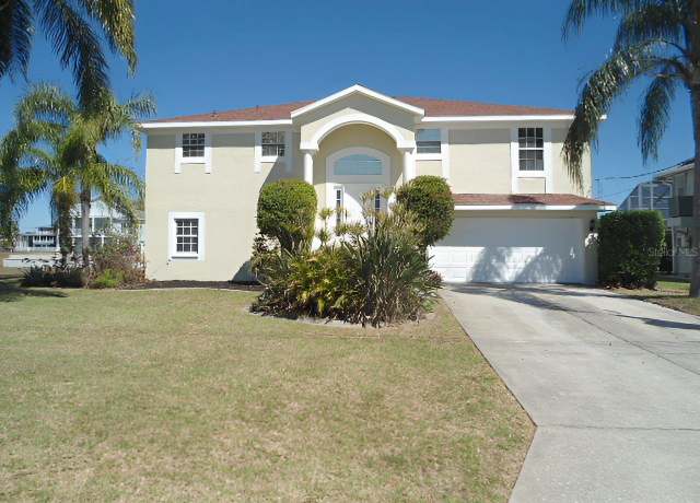 Property at 4009 Triggerfish Dr, Hernando Beach, FL 34607, 3 beds, 2 baths