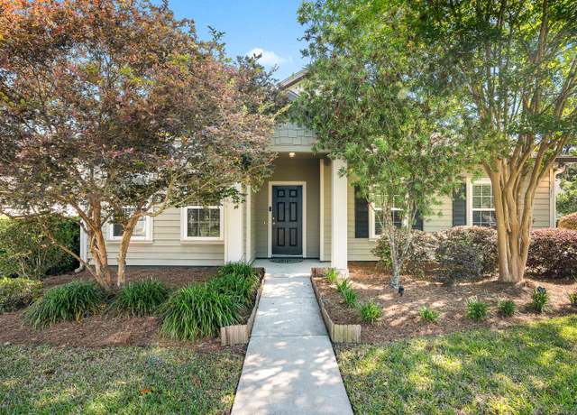 Property at 10077 NW 17th Rd, Gainesville, FL 32606, 3 beds, 2 baths