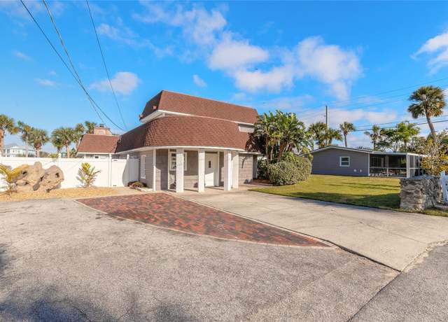 Property at 2900 S Peninsula Dr, Daytona Beach, FL 32118, 3 beds, 3 baths