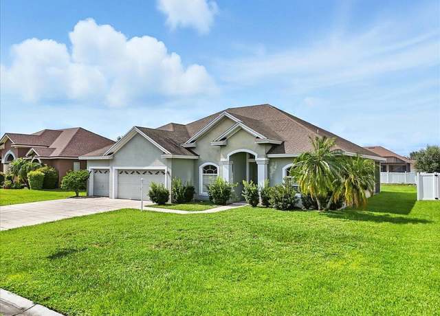 Property at 258 Terranova Blvd, Winter Haven, FL 33884, 4 beds, 2 baths