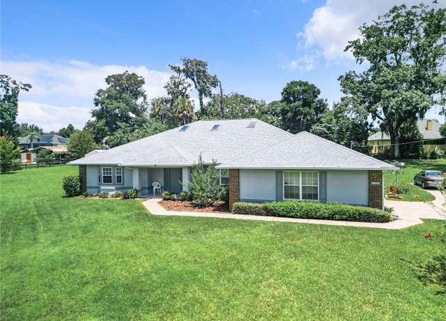 Property at 3811 SE 44th St, Ocala, FL 34480, 3 beds, 2 baths
