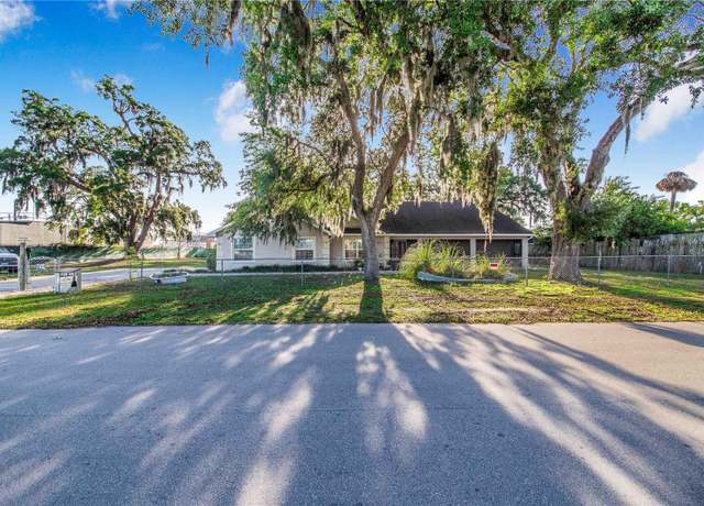 Property at 700 E Park Rd, Haines City, FL 33844, 5 beds, 2.5 baths