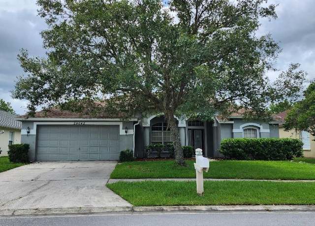 Property at 29042 Rivergate Run, Wesley Chapel, FL 33543, 4 beds, 2 baths