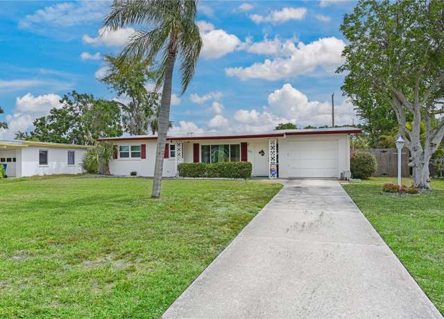 Property at 207 62nd St W, Bradenton, FL 34209, 2 beds, 2 baths