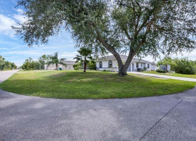 Property at 22098 Bingham Ave, Port Charlotte, FL 33954, 4 beds, 2.5 baths