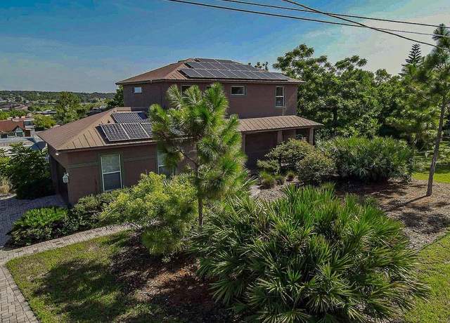 Property at 929 Carlton Ave, Lake Wales, FL 33853, 4 beds, 3 baths