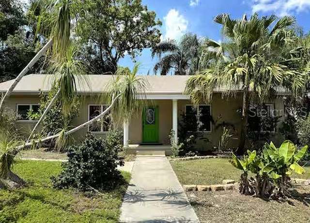Property at 645 Avenue A NE, Winter Haven, FL 33881, 2 beds, 1.5 baths