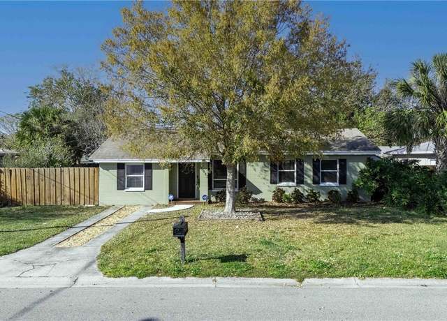 Property at 3913 W Wallace Ave, Tampa, FL 33611, 3 beds, 2 baths