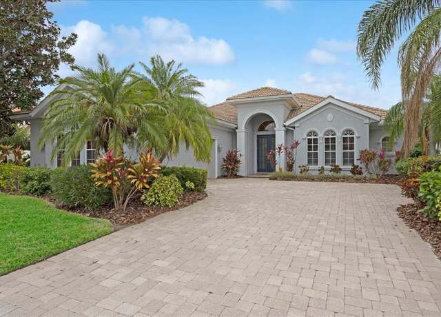 Property at 7019 Vilamoura Pl, Lakewood Ranch, FL 34202, 3 beds, 2 baths