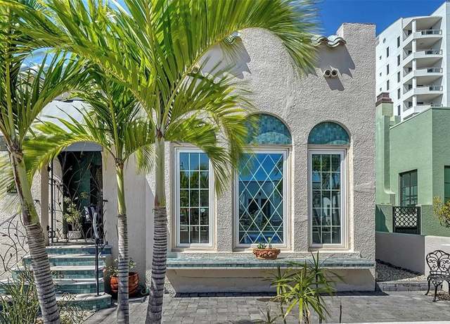 Property at 446 Burns Ct, Sarasota, FL 34236, 2 beds, 2.5 baths